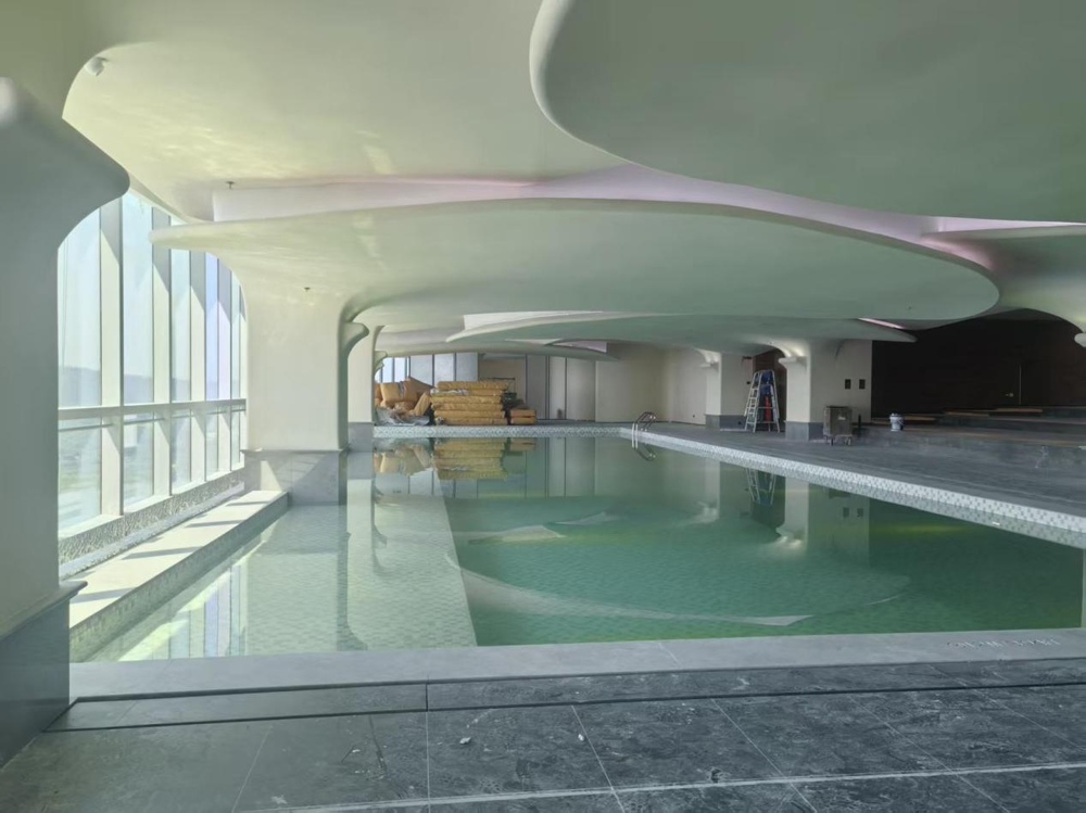 Buleway Business Travel의 창사 최초 럭셔리 도시형 리조트 호텔인 ORYARD의 하이라이트는 무엇입니까?